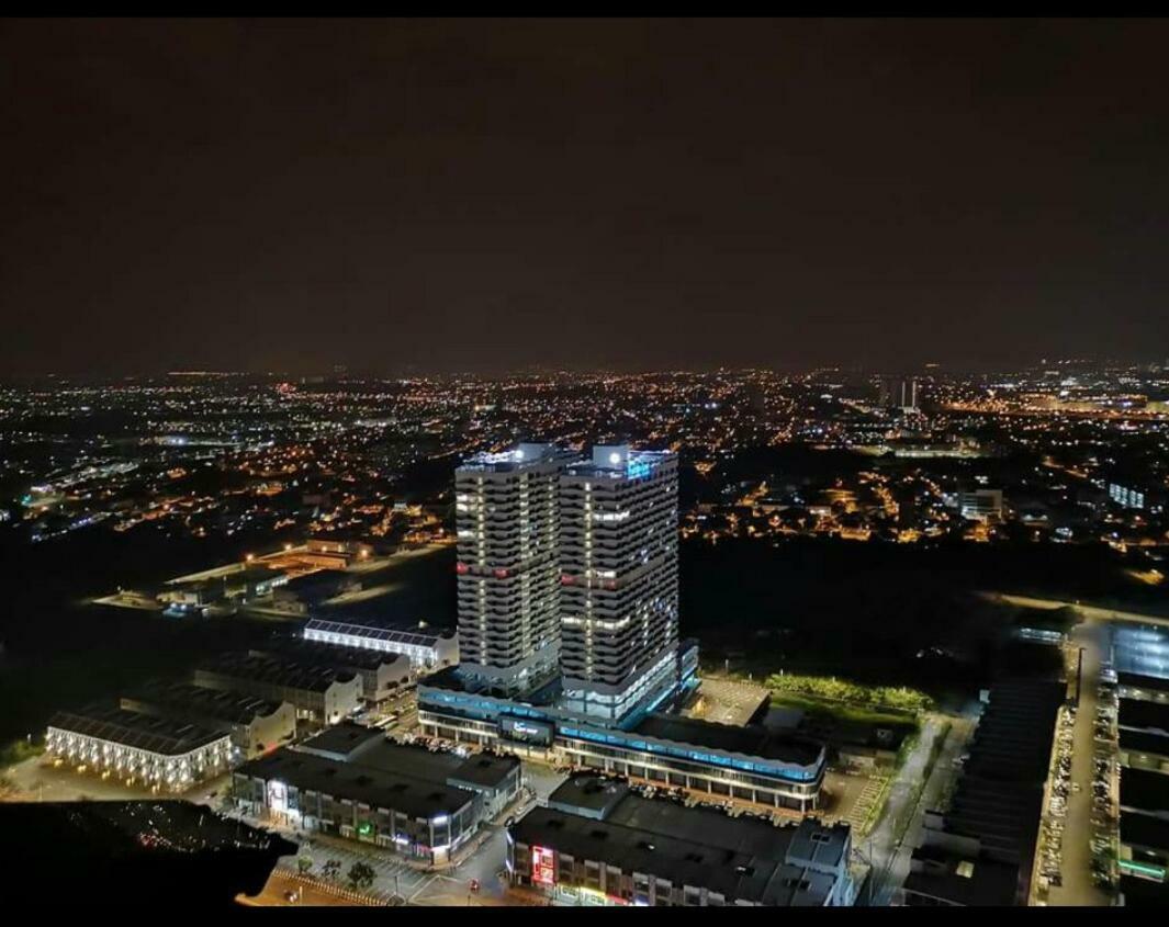 1100sqm 2 bedroom, 2 bathroom Apartamento in Malacca Centro da cidade Exterior foto